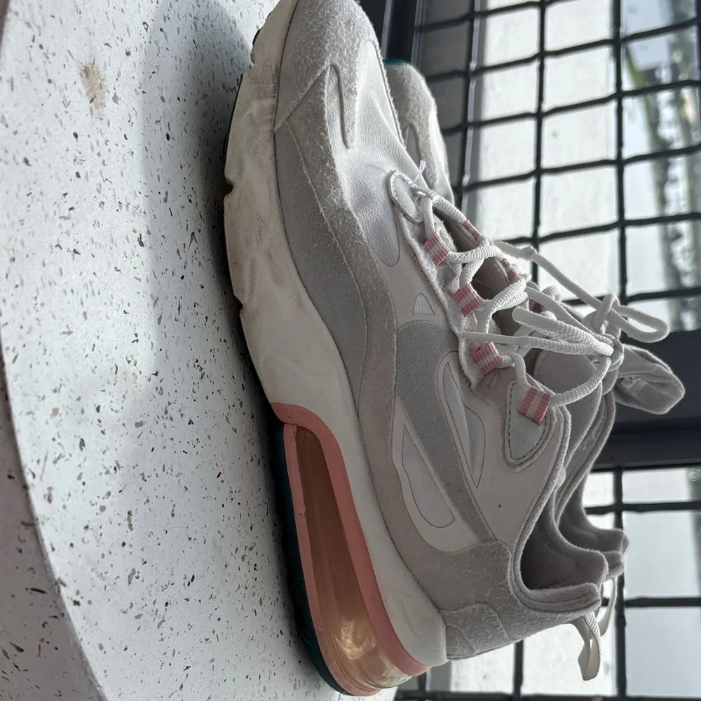 Nike Air Max 270. React Size 6 American Modern Summit White /White Phantom